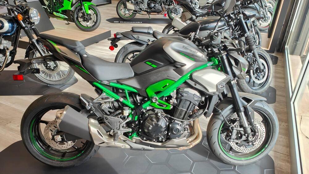 Kawasaki Z 900 A2 (2025 - 26) (6)