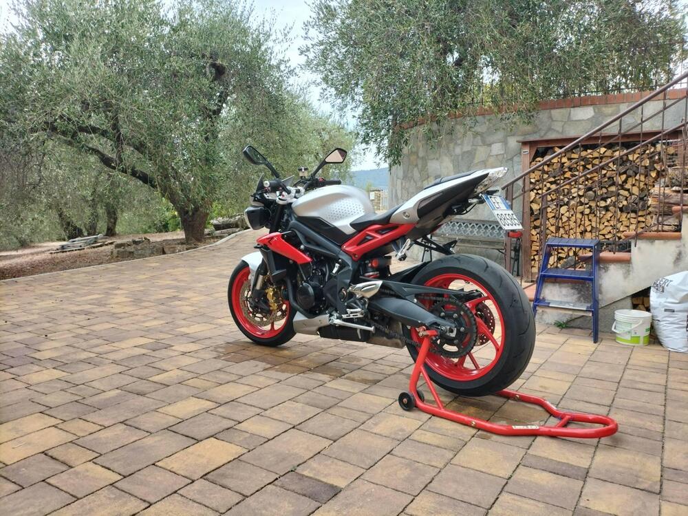 Triumph Street Triple RX ABS (2016 - 17) (5)