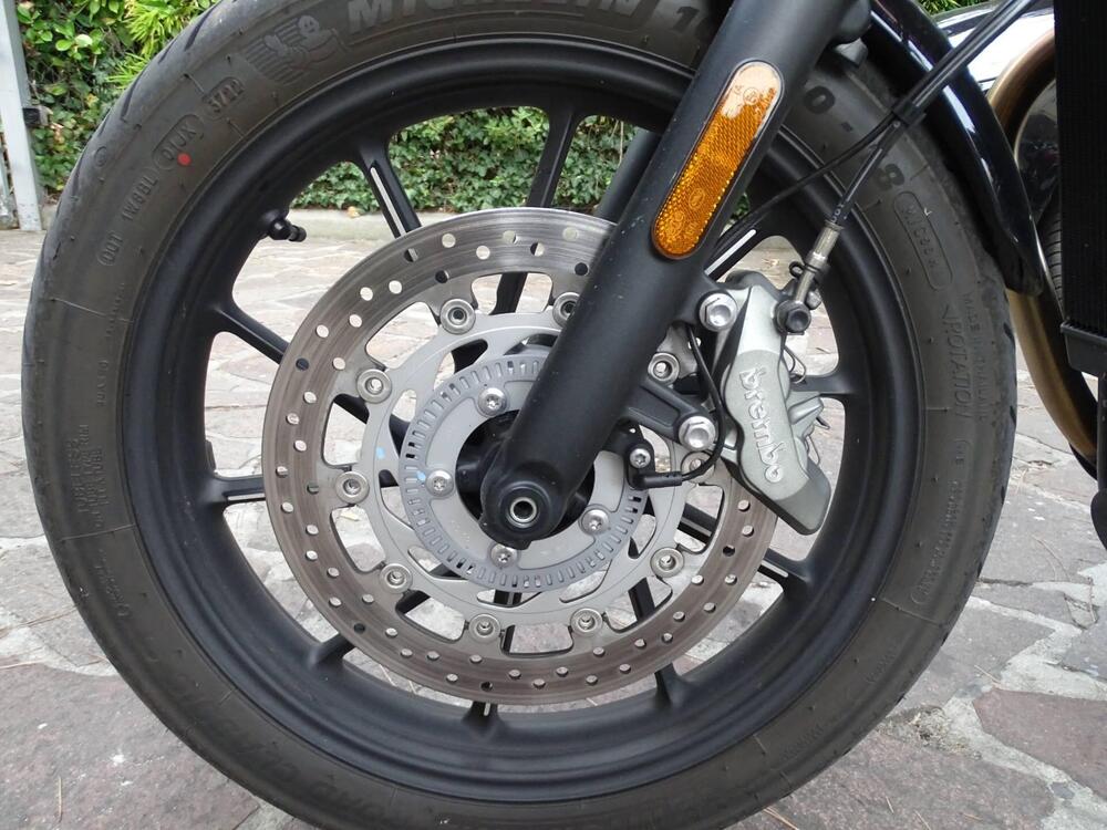 Triumph Speed Twin 900 Chrome Edition (2023) (16)