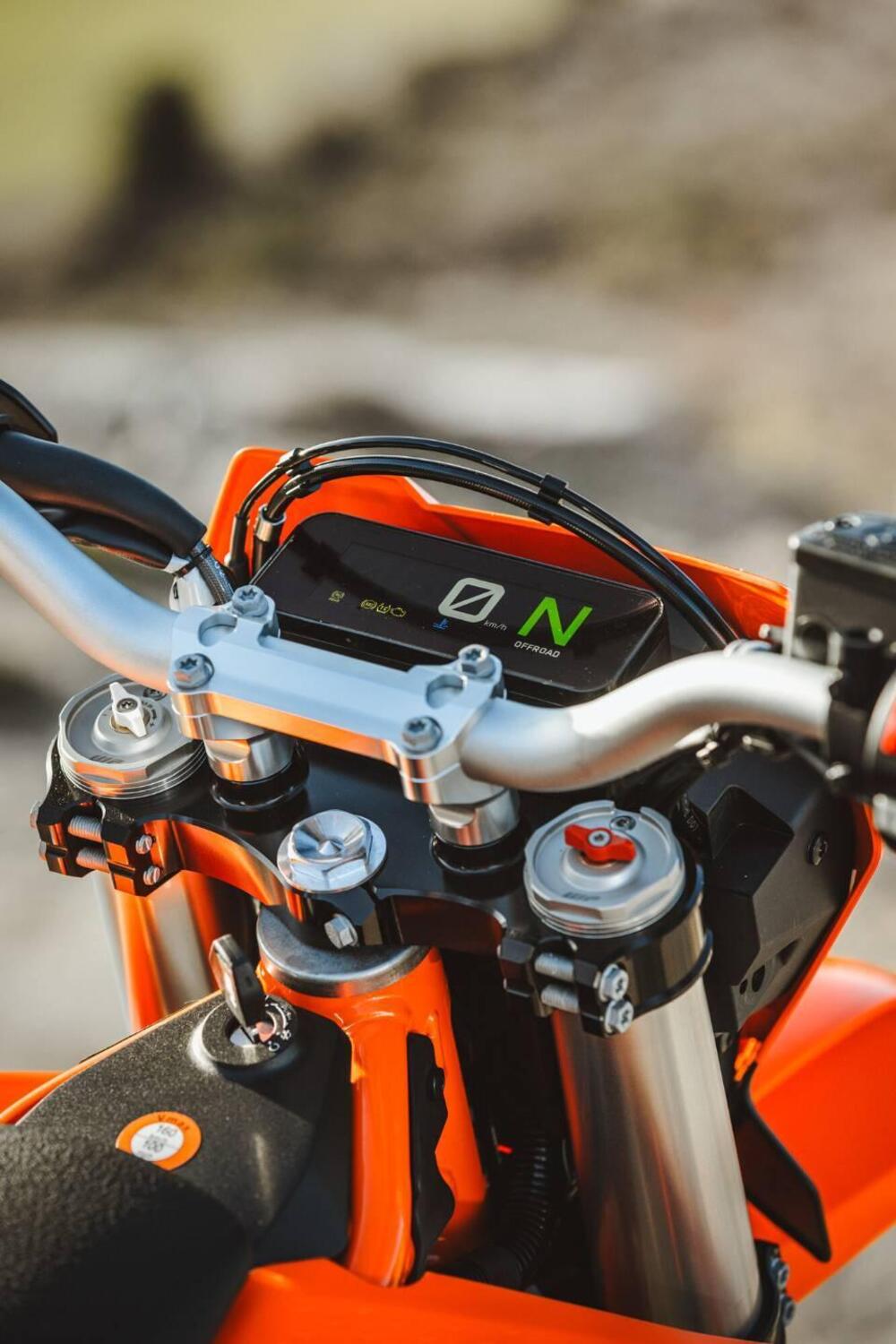 KTM 690 Enduro R (2026) (7)