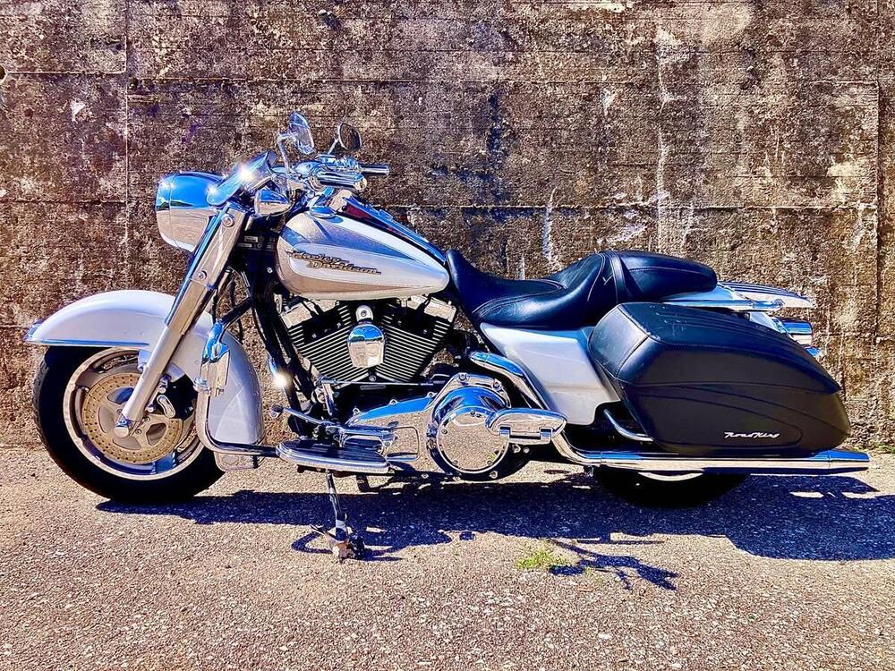 Harley-Davidson 1690 Road King Custom (2007) - FLHRS (5)