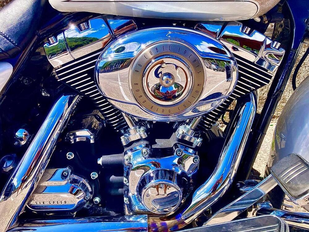 Harley-Davidson 1690 Road King Custom (2007) - FLHRS (10)