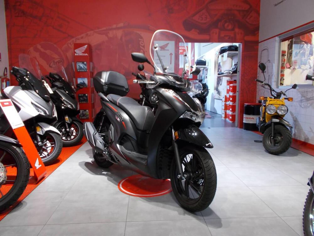 Honda SH 350 Sport (2021 - 24) (9)