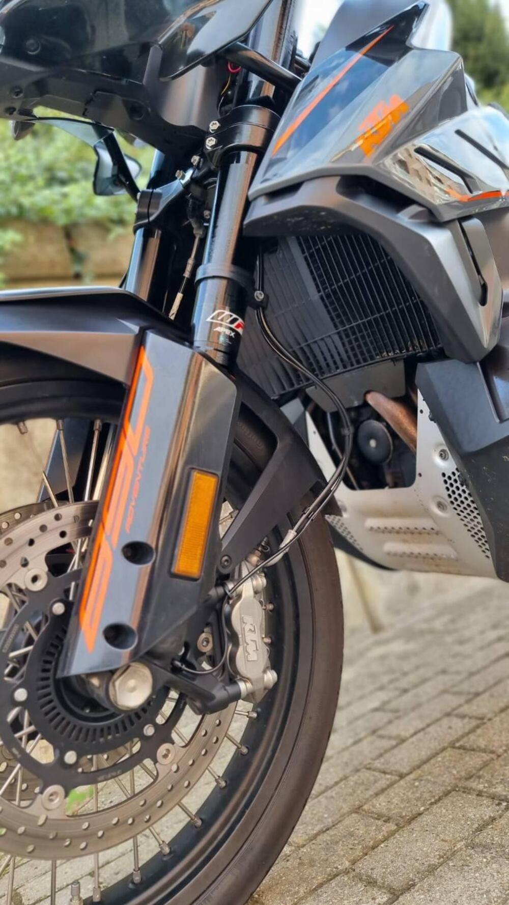 KTM 890 Adventure (2022) (6)