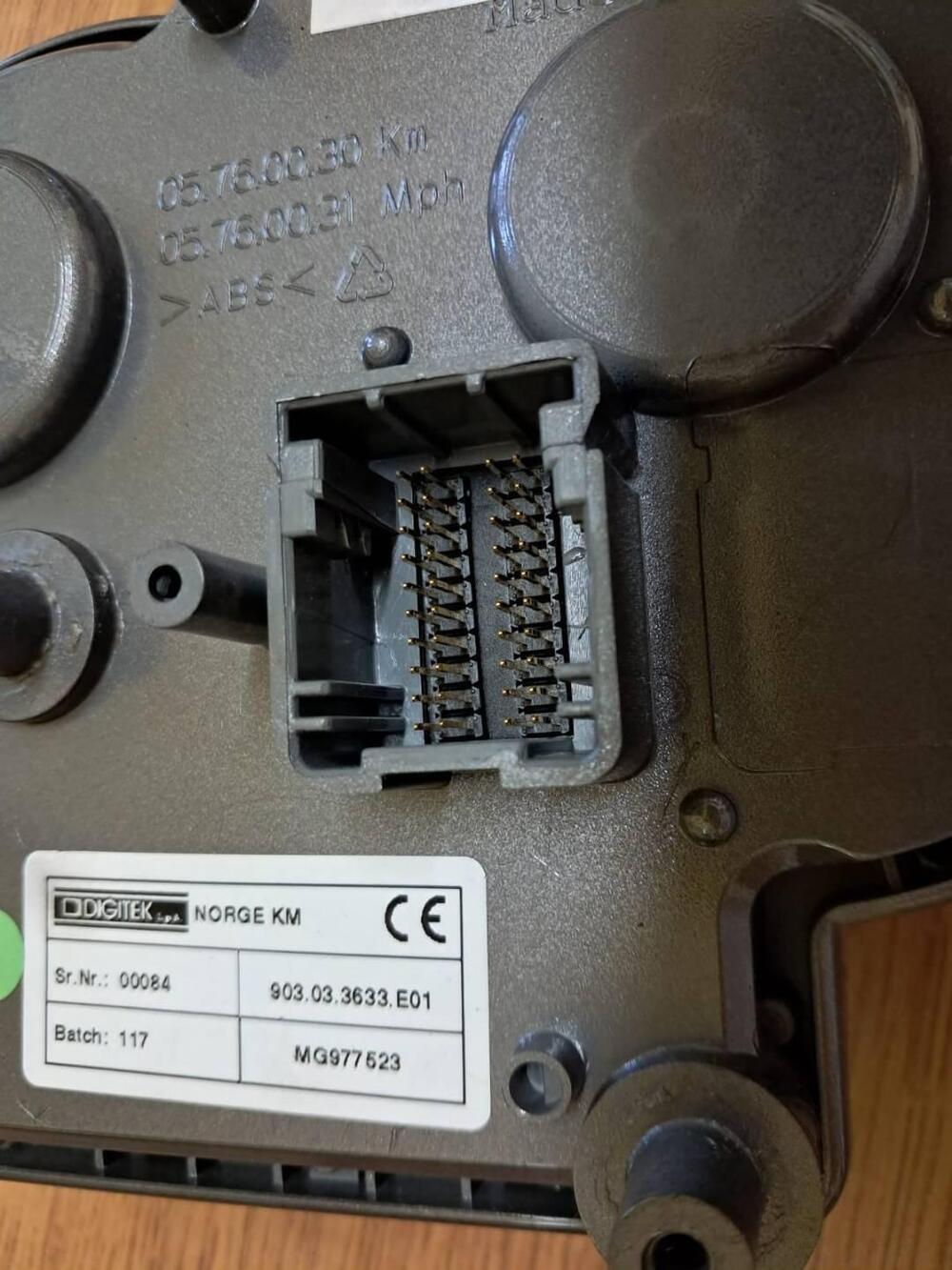 CRUSCOTTO KM NORGE / BREVA Moto Guzzi (2)