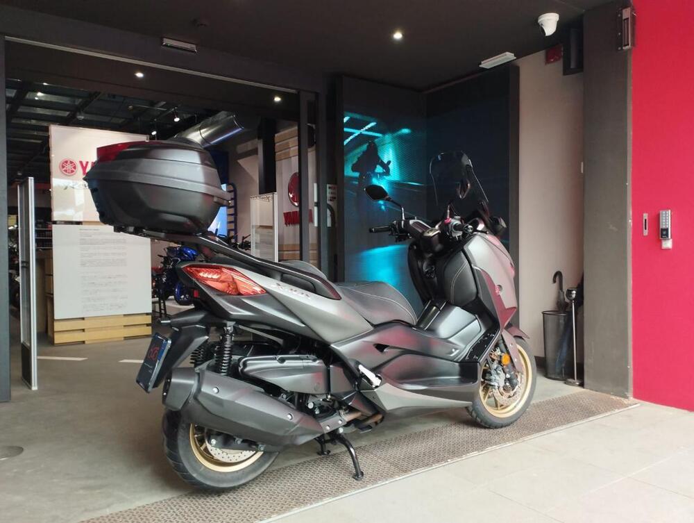 Yamaha X-Max 400 Tech Max (2020) (2)