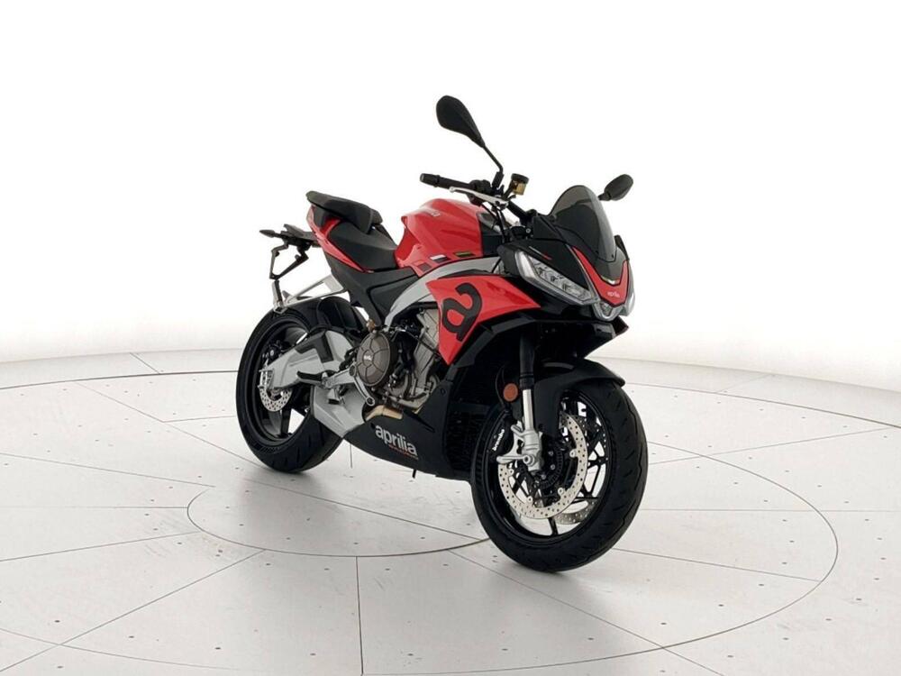 Aprilia Tuono 660 (2021 - 25) (2)