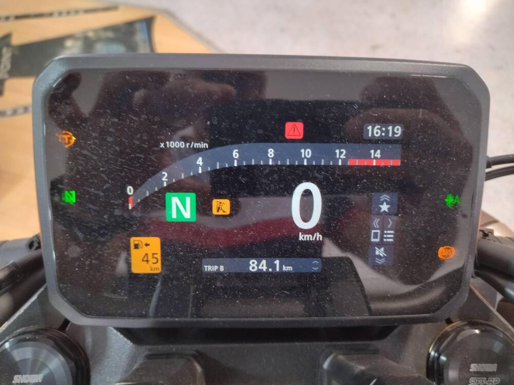 Honda CB 650 R E-Clutch (2024 - 26) (2)