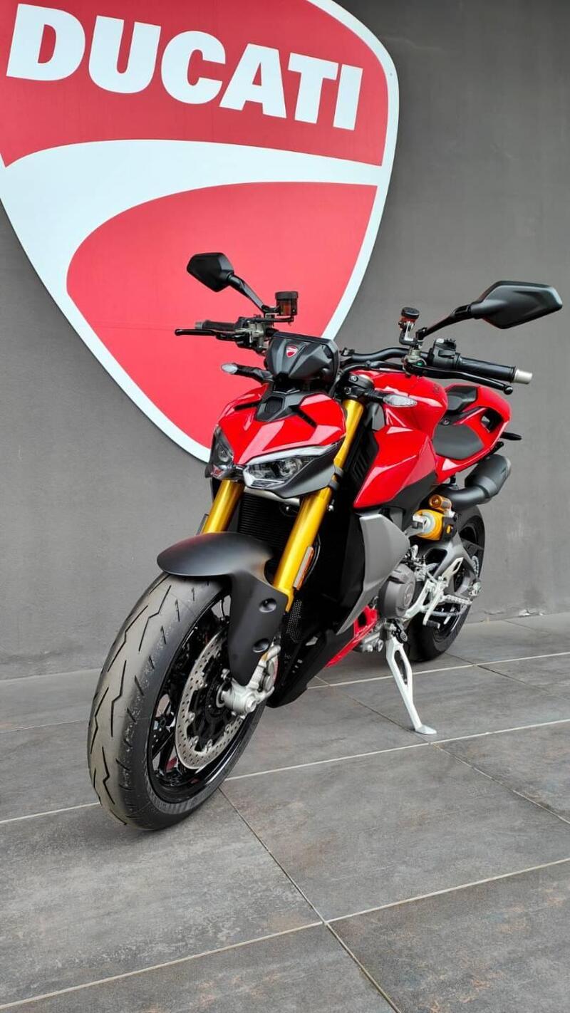 Ducati Streetfighter V2 S (2025 - 26) (2)