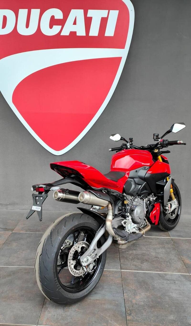 Ducati Streetfighter V2 S (2025 - 26) (3)