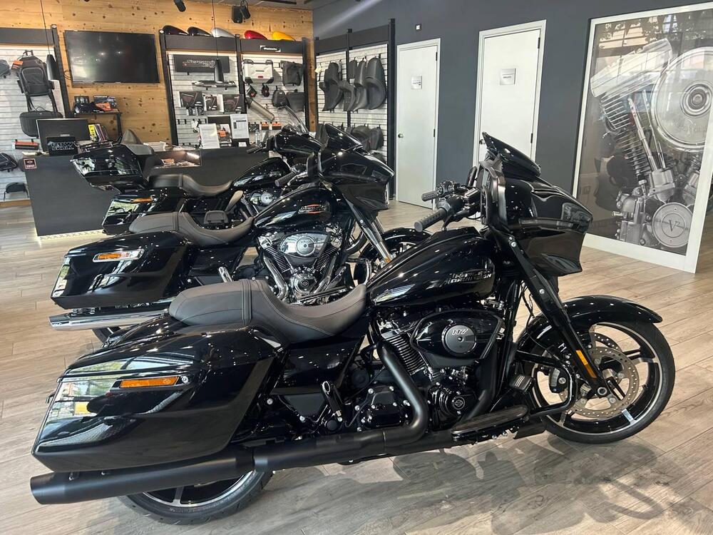 Harley-Davidson Street Glide (2024 - 26)