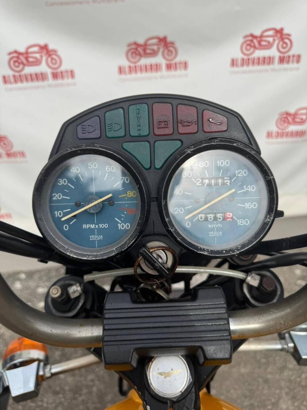 Moto Guzzi V 35 C (1983 - 88) (8)