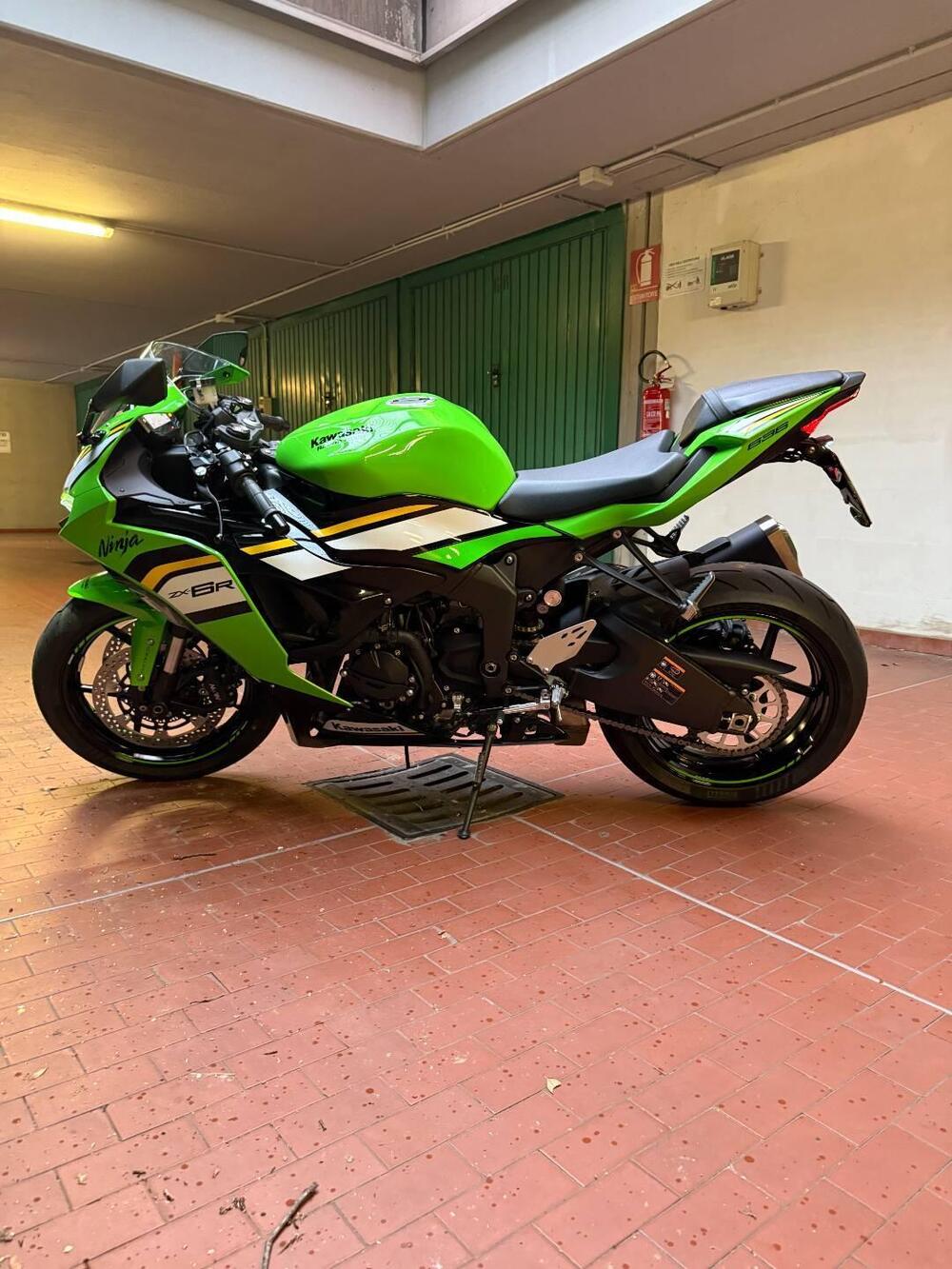 Kawasaki Ninja 636 ZX-6R (2024 - 26) (2)