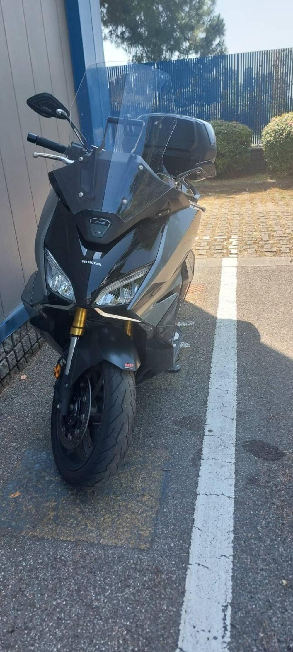 Honda Forza 750 DCT Urban (2021 - 24) (3)