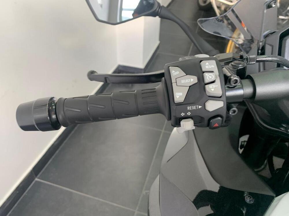 Kawasaki Ninja 1000 SX (2020) (8)