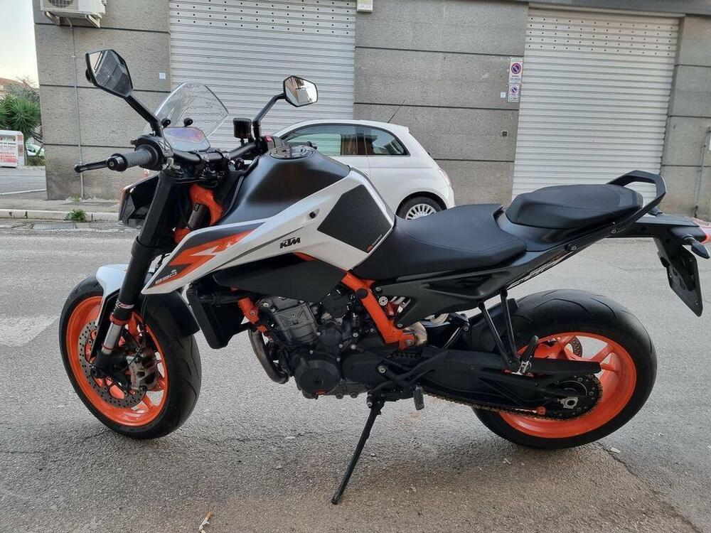 KTM 890 Duke R (2020) (8)