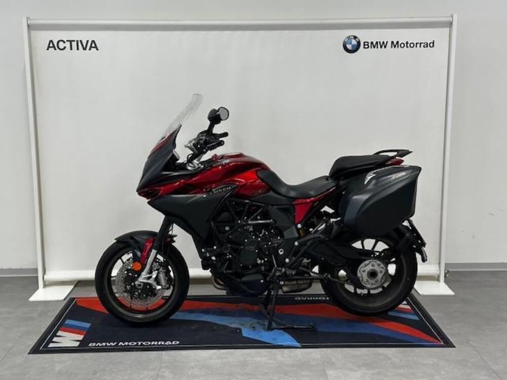 MV Agusta Turismo Veloce 800 Lusso (2021 - 23)
