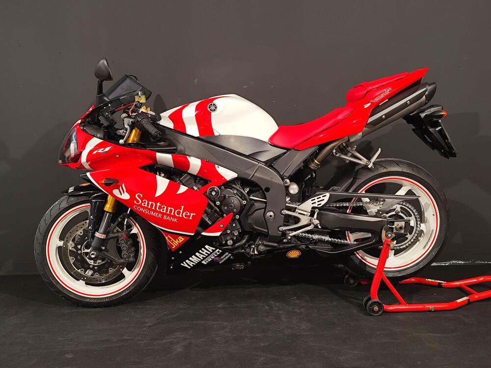 Yamaha YZF R1 (2007 - 08) (2)