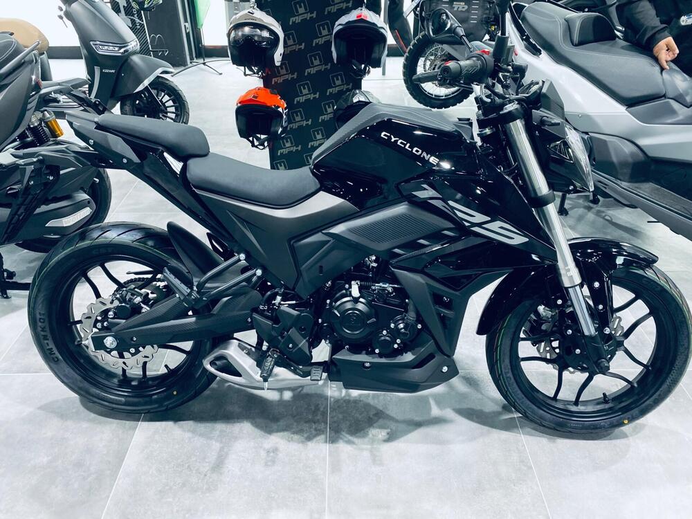 Cyclone Battlo 5S (2025 - 26)