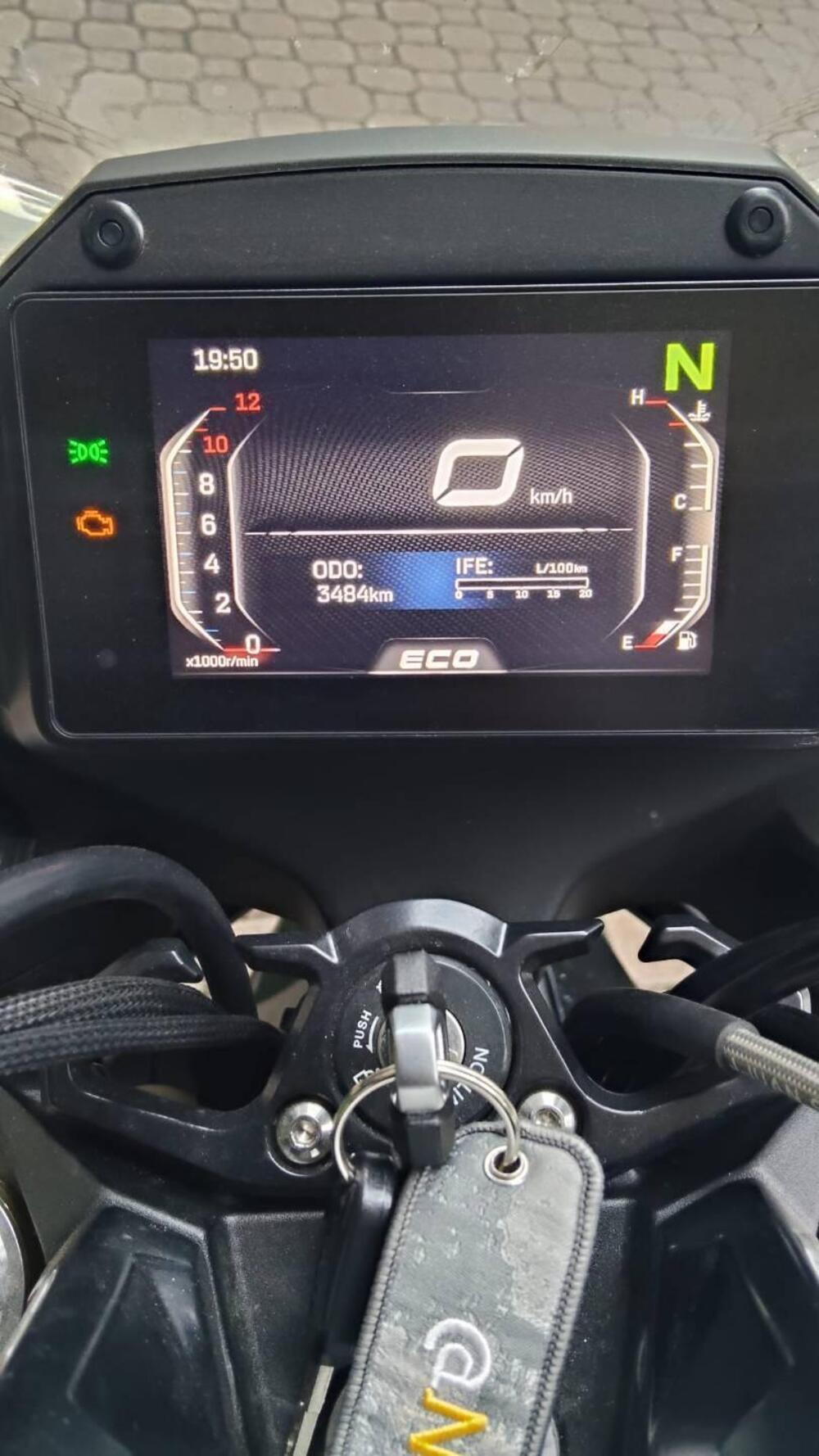 CFMOTO 650MT (2021 - 24) (2)