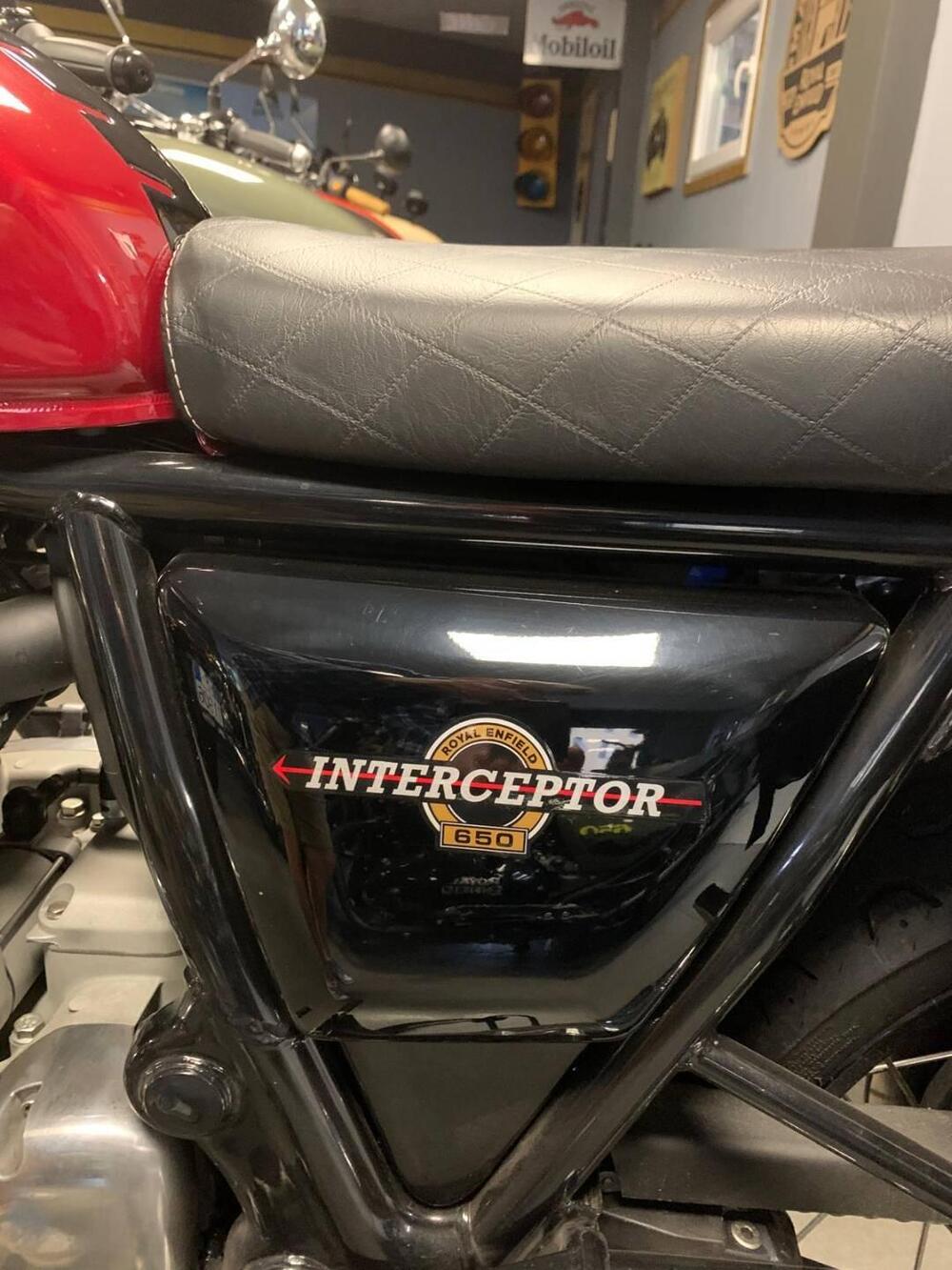 Royal Enfield Interceptor 650 (2021 - 26) (4)