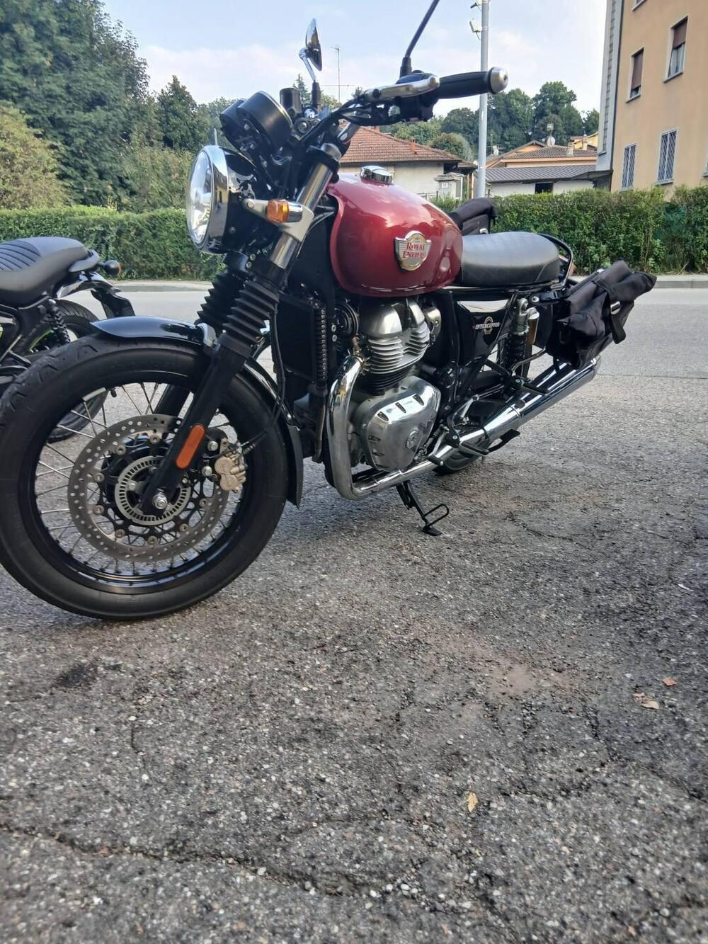 Royal Enfield Interceptor 650 (2021 - 26) (10)