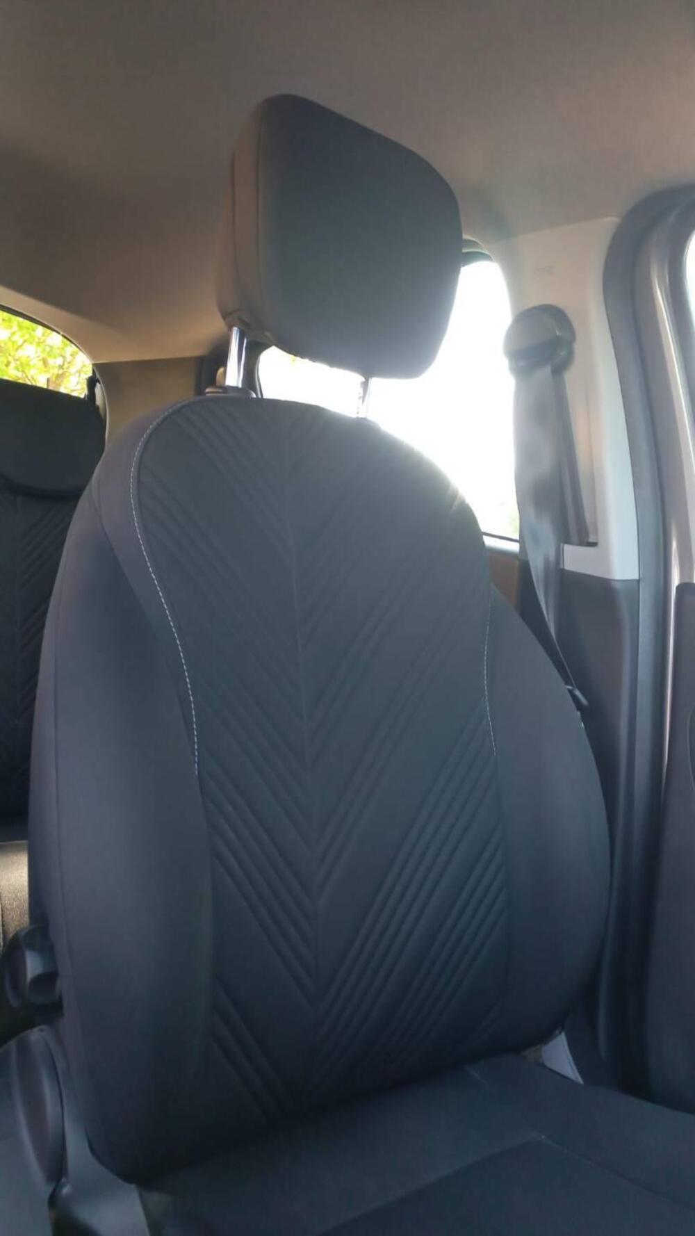 Lancia Ypsilon usata a Bologna (8)