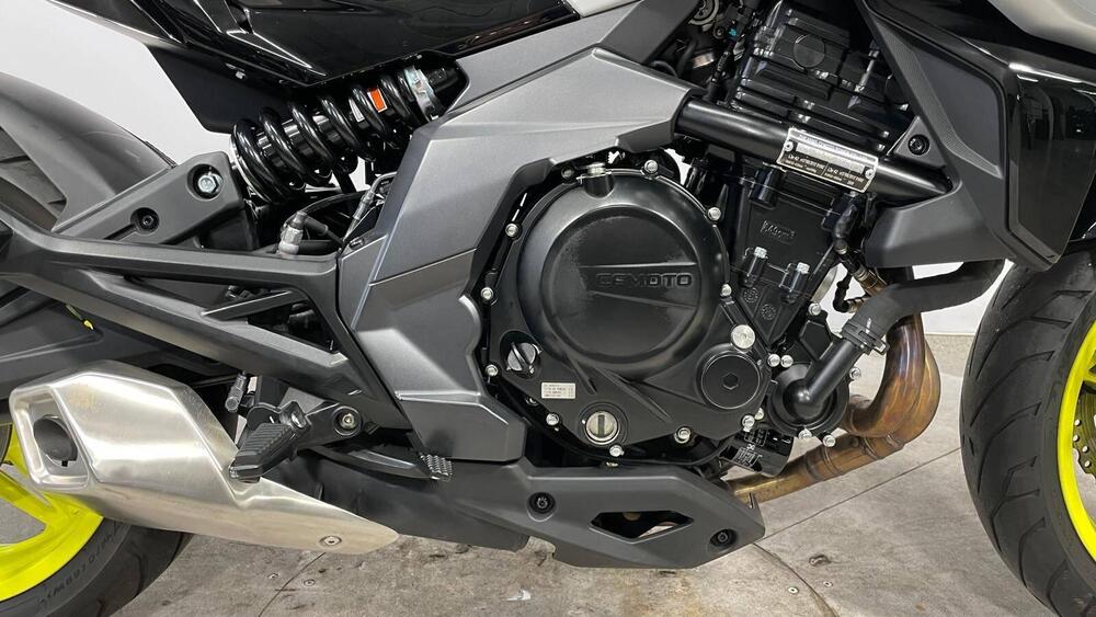 CFMOTO 650NK (2021 - 24) (4)