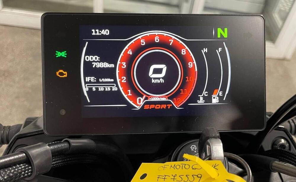 CFMOTO 650NK (2021 - 24) (12)