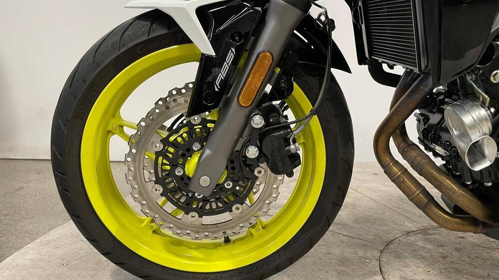 CFMOTO 650NK (2021 - 24) (6)