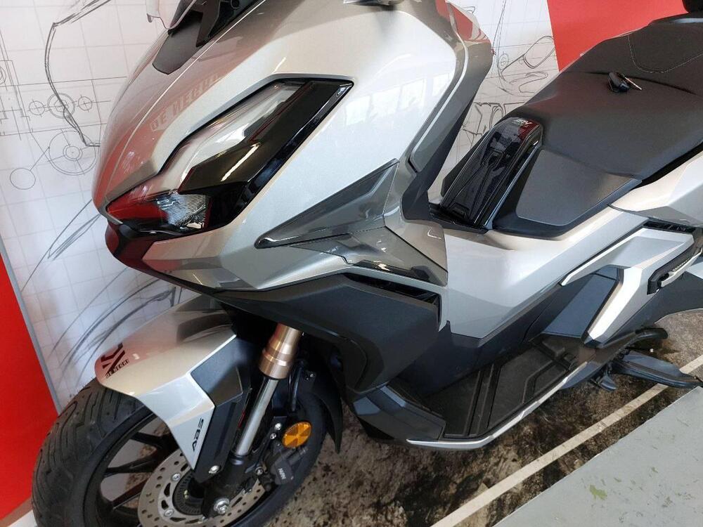 Honda ADV 350 (2022 - 24) (4)