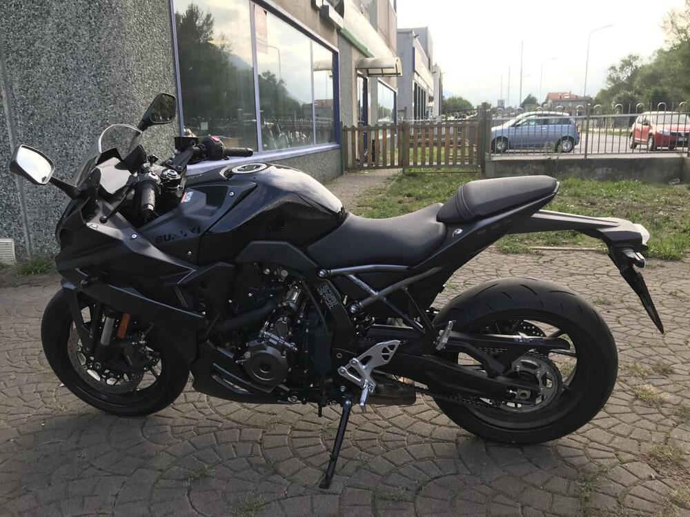 Suzuki GSX-8R (2024 - 25) (5)