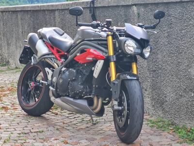 Triumph Speed Triple 1050 R ABS (2016 - 17) usata