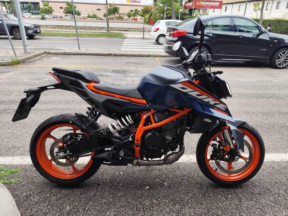 KTM 390 Duke (2024 - 25) (2)