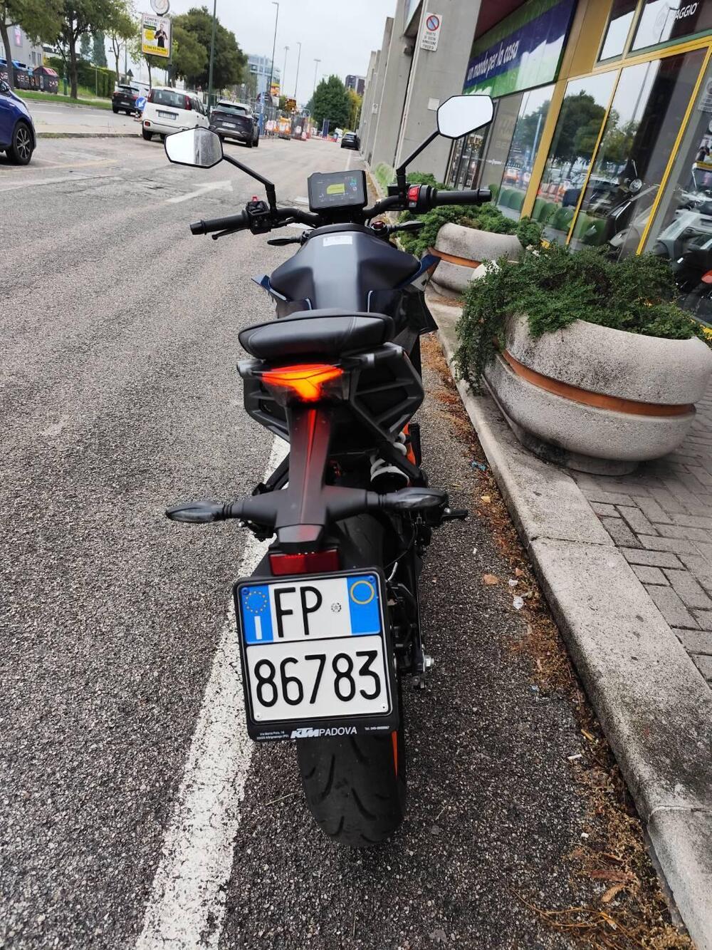 KTM 390 Duke (2024 - 25) (4)