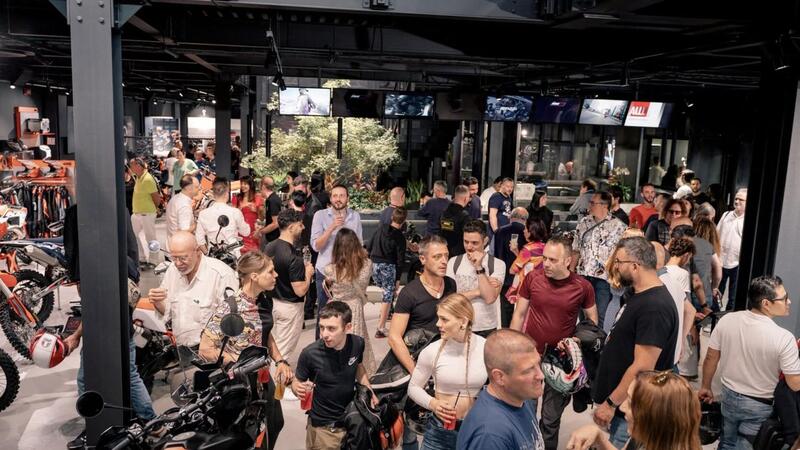 Firenze, Quartiere Moto cresce ancora: arriva lo store ufficiale Motoabbigliamento