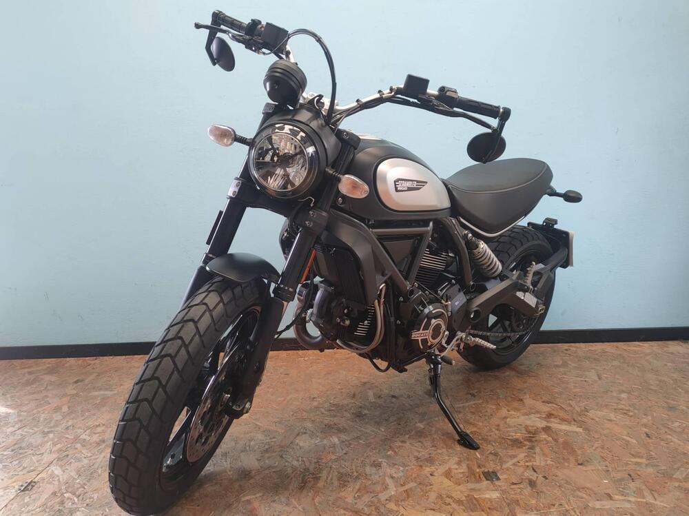 Ducati Scrambler 800 Icon Dark (2020) (3)