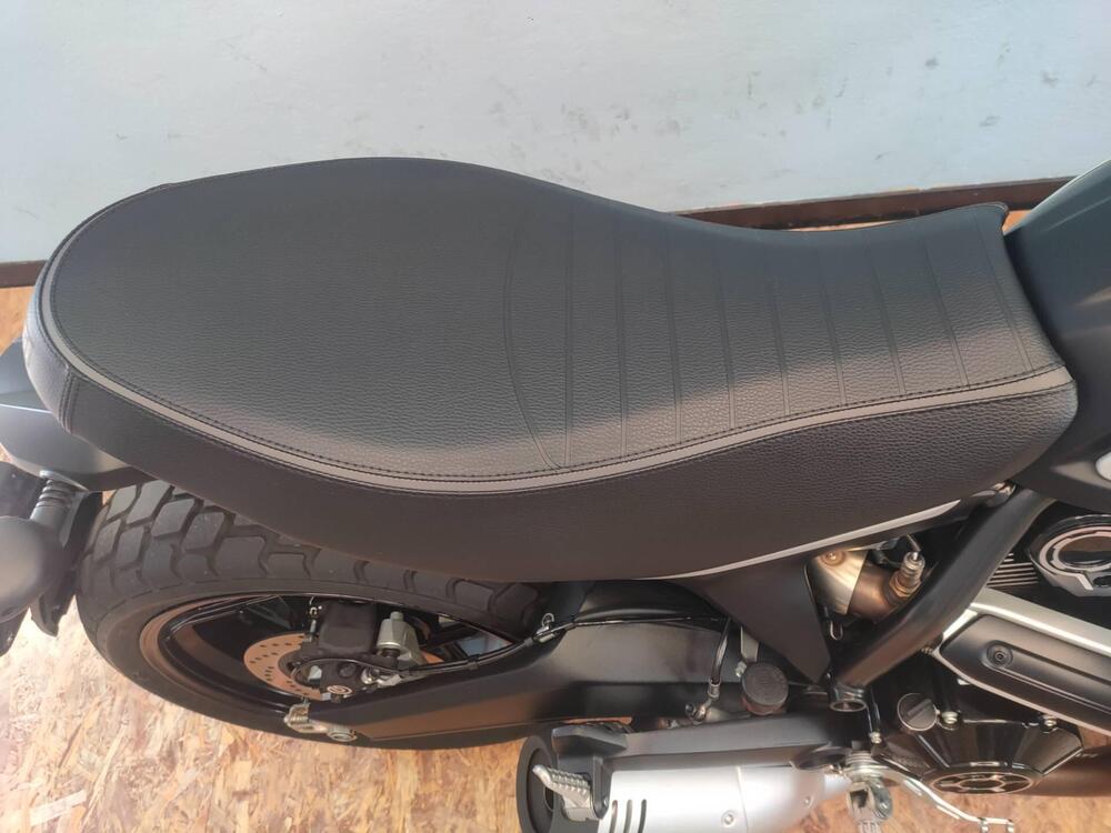 Ducati Scrambler 800 Icon Dark (2020) (12)