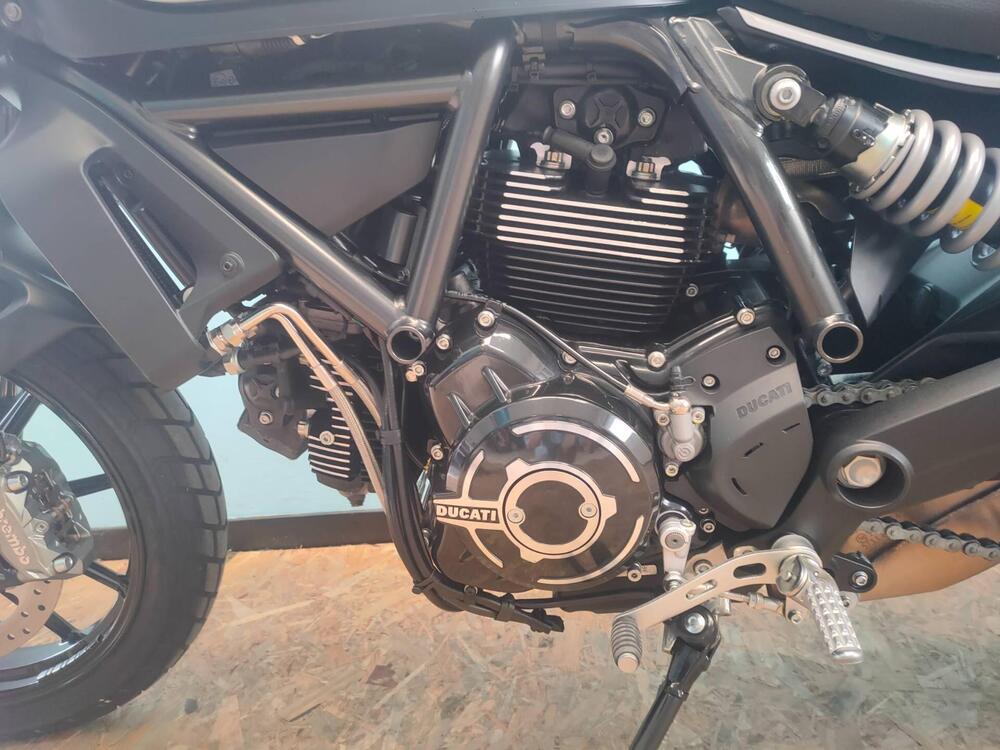 Ducati Scrambler 800 Icon Dark (2020) (19)