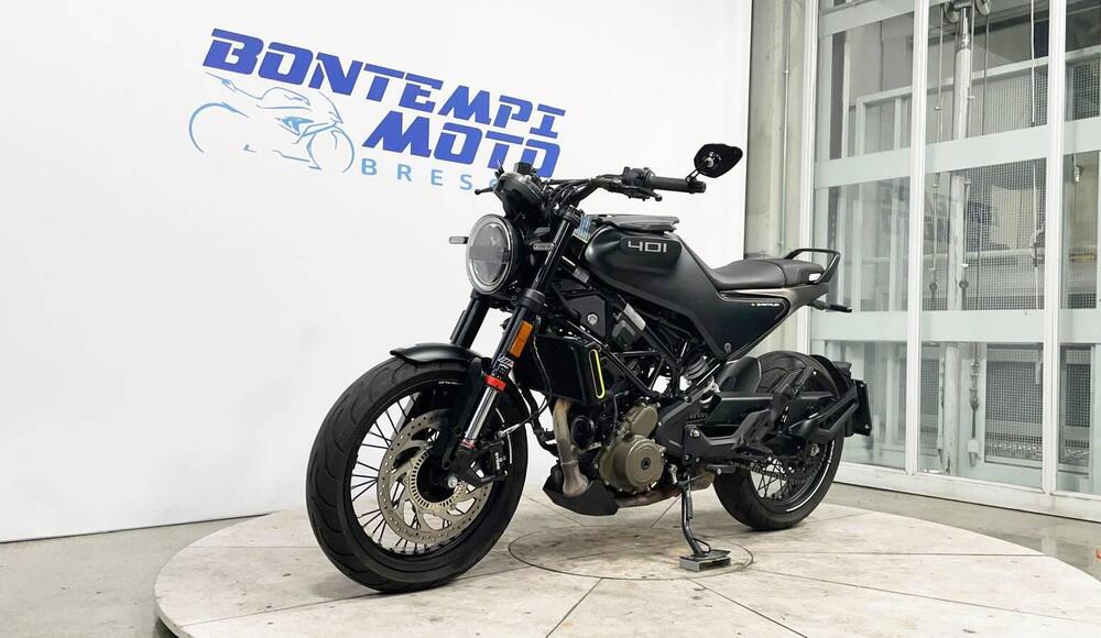 Husqvarna Svartpilen 401 (2021 - 23) (15)