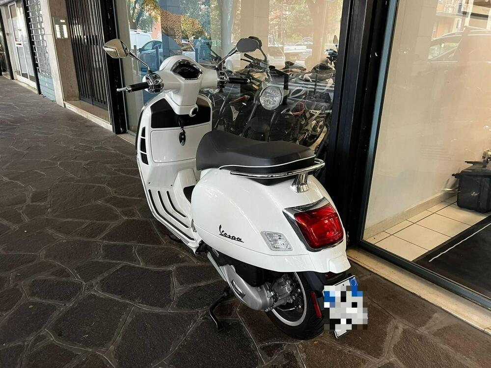 Vespa GTS 125 Super (2025 - 26) (3)