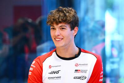 F1, Oliver Bearman sogna la Ferrari: &ldquo;&Egrave; l&rsquo;obiettivo della mia vita&rdquo;. Pronto a raccogliere l&rsquo;eredit&agrave; di Leclerc e Hamilton?
