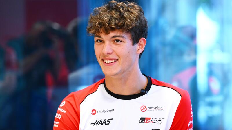F1, Oliver Bearman sogna la Ferrari: &ldquo;&Egrave; l&rsquo;obiettivo della mia vita&rdquo;. Pronto a raccogliere l&rsquo;eredit&agrave; di Leclerc e Hamilton?