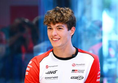 F1, Oliver Bearman sogna la Ferrari: “È l’obiettivo della mia vita”. Pronto a raccogliere l’eredità di Leclerc e Hamilton?