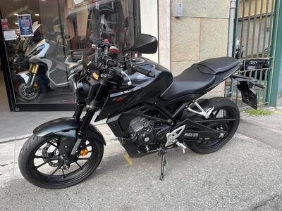 Honda CB 125 R (2024 - 25) usata
