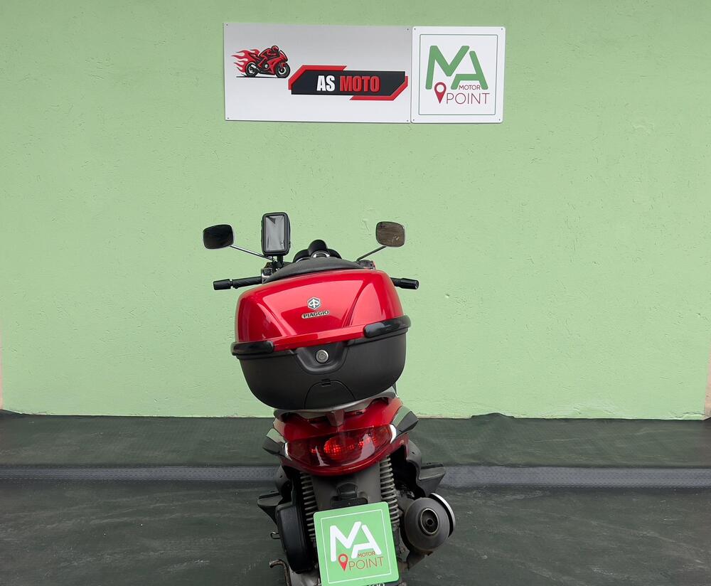 Piaggio Beverly 250 (2004 - 05) (4)