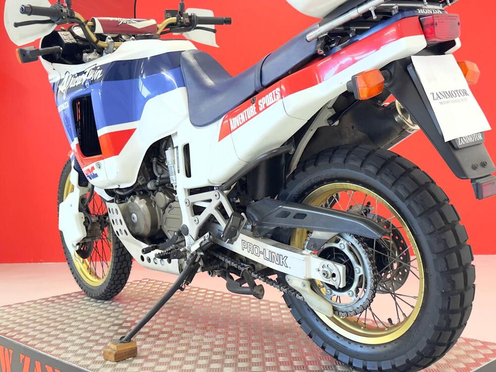 Honda XRV 650 AFRICA TWIN RD03 (16)