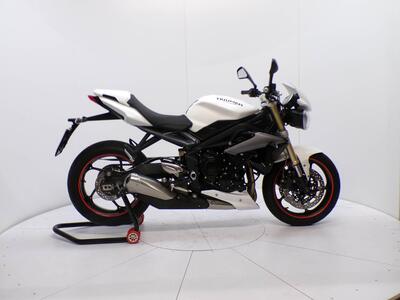 Triumph Street Triple ABS (2013 - 17) usata