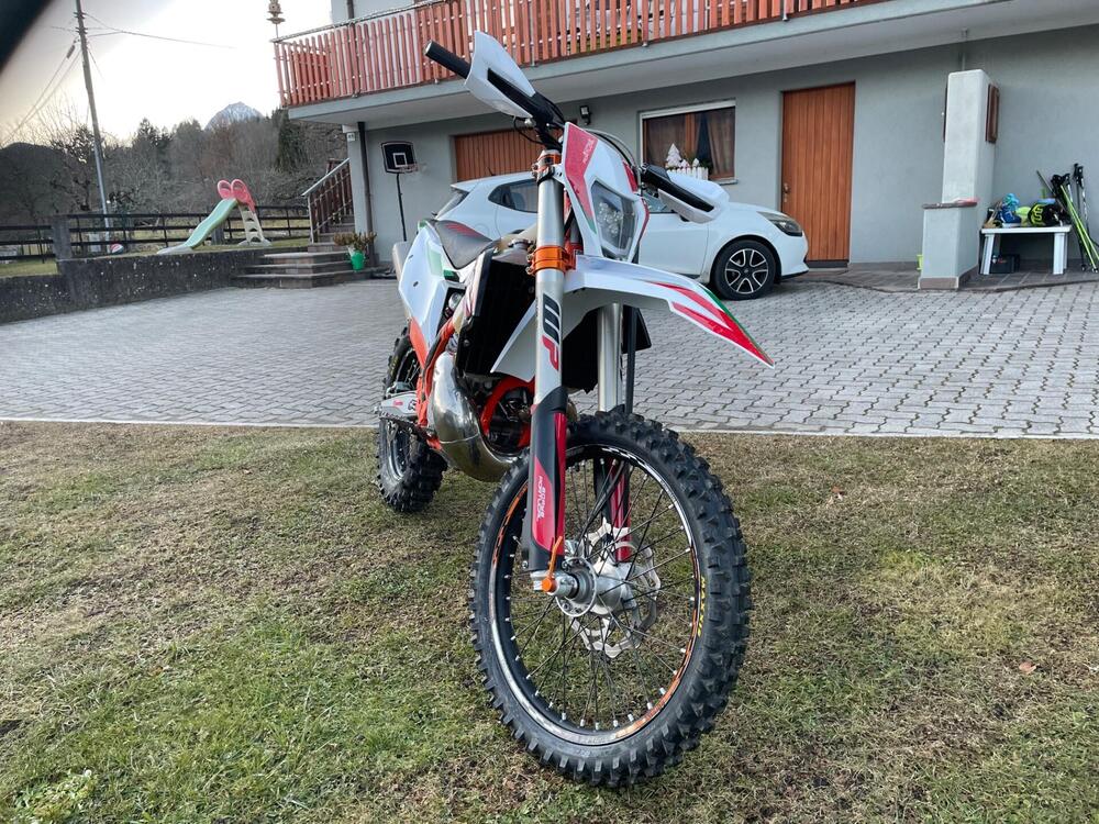 KTM 300 EXC E Six Days TPI (2020) (2)