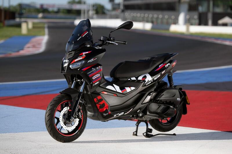 Aprilia SR GT Replica 2025